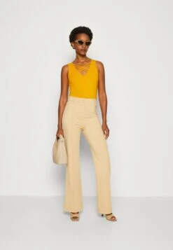 Anna Field Top - Dark Yellow -Anna Field 2cb38d1e81a64ef9b7602b426e0b5031