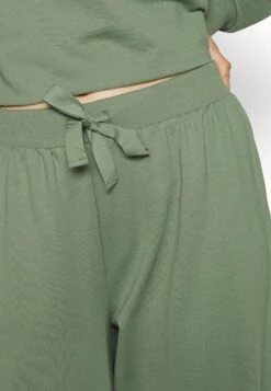 Anna Field Nachtwäsche Set - Khaki 13 Anna Field Nachtwäsche Set - Khaki -Anna Field 979e1c88e83d4d76a08f6239c136f16f