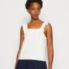 Anna Field Top - White 1 Anna Field Top - White -Anna Field 9a5d4462c7fa4e9aaf57b923efe93f61