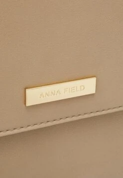 Anna Field Notebooktasche - Tan -Anna Field a565054d8e2d4f83b963eb734abf3e06