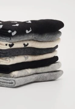 Anna Field HEART ANKLE 8 PACK - Socken - Black/grey -Anna Field e1cc9aea30c24ade85d43d5d32a45d02