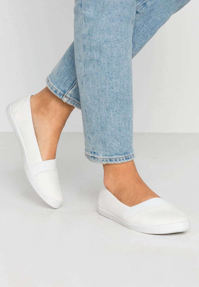 Anna Field Slipper - White 3 Anna Field Slipper - White